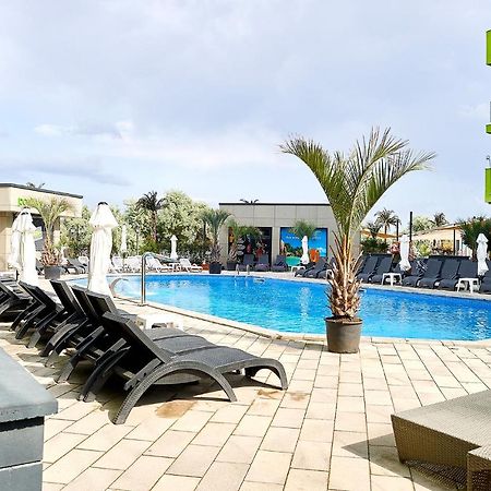 Sunrise King Studio Spa N Pool Beach Resort Нэводари Экстерьер фото